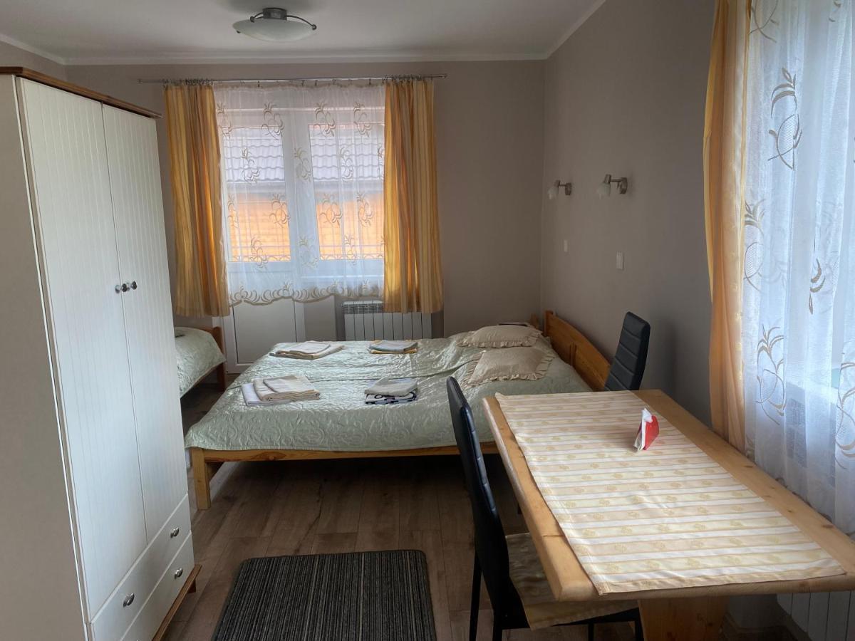 Wynajem Pokoi Goscinnych Jas I Malgosia Hostel *