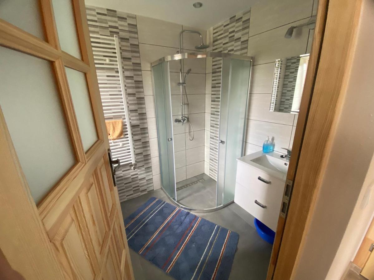 Wynajem Pokoi Goscinnych Jas I Malgosia Hostel